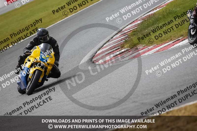 anglesey;brands hatch;cadwell park;croft;donington park;enduro digital images;event digital images;eventdigitalimages;mallory;no limits;oulton park;peter wileman photography;racing digital images;silverstone;snetterton;trackday digital images;trackday photos;vmcc banbury run;welsh 2 day enduro